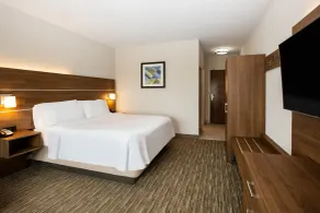 Holiday Inn Express & Suites Atlanta Southwest-Fairburn - Rum