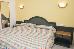 Apartamentos San Miguel Park & Esmeralda Mar - Room