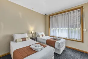 Southgate Motel - Room
