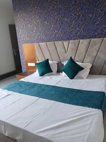 Aarav Hotel - Room