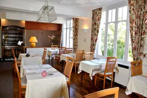 Logis Hermitage - Restaurante