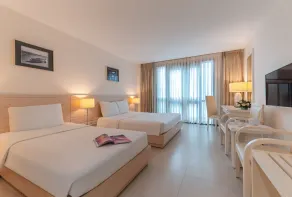 Nhi Phi Hotel - Room