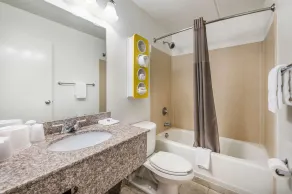Motel 6-Henderson, TX - Badezimmer