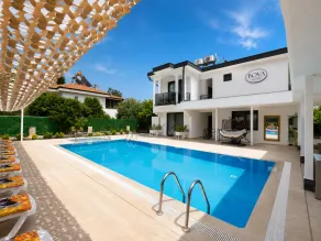 Bova Rooms - Pool