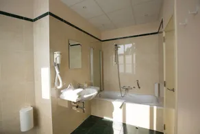 Albion Hotel - Bathroom