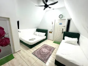 Capital O 91167 Gemilang Candi Resort - Værelse