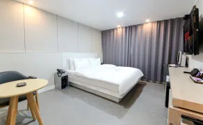Continew Hotel - Rom