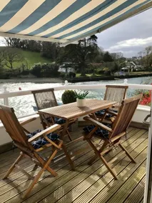 The Boathouse - Food and drink