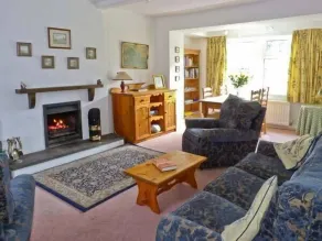 Locks Cottage - Interior
