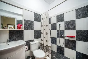 Le Reve Apartment - Baño