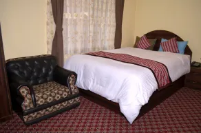 Yeti Home - Room