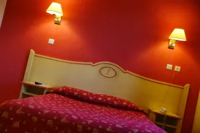 LOGIS HOTEL & RESTAURANT L'ETAPE Bouc Bel Air - Gardanne - Room