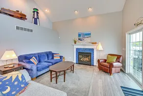 St Joseph River, Lake Michigan Access: Luxury Home - Interior