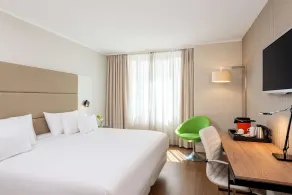 NH Collection Berlin Mitte am Checkpoint Charlie - Room