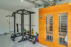 Home Gym & Sauna! Luxe Lehigh Acres Family Home - Interiör