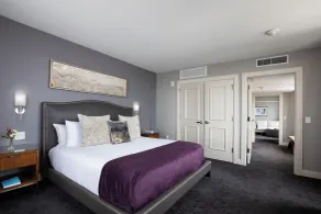 Ambassador Hotel Wichita, Autograph Collection - Chambre