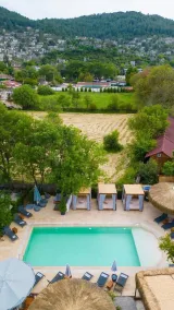 Nomade Caravan Camping - Pool