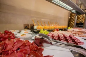 Maysan Al Harithia hotel  - Restaurante