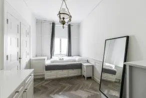 140m2 Apartment with Parliament View - Room