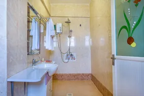 Hotel Nokras Murang'a - Baño