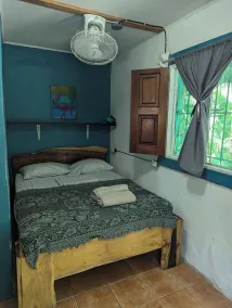 Tasty Dayz Hostel - Room
