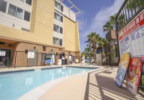 Holiday Inn Oceanside Marina Camp Pendleton by IHG - Piscine
