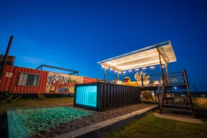 FlopHouze Shipping Container Hotel - Pool
