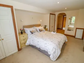 Corner House - Room