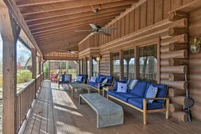 Hot Tub, Grill: Hilltop Log Cabin in Hot Springs! - Interiør