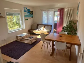 Voll ausgestattetes Apartment - Wohnzimmer