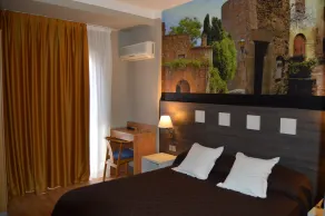 Hotel Ciutadella - Room