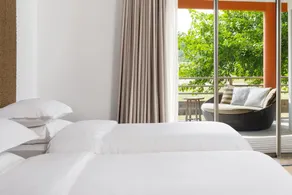 Sheraton New Caledonia Deva Spa & Golf Resort - Room