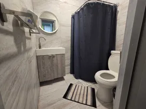 Star of the Olympus - Bathroom