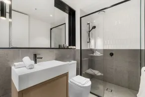 The Eminence Apartments by CLLIX - Salle de bain