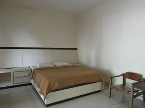 Hotel Kencana Jaya - Værelse