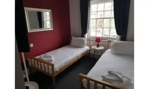 The Red Lion - Room