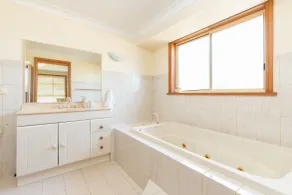 A Waterfront on Palmway - Salle de bain