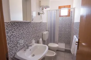 Case Vacanza Renella 3 Beds Balcony, Wifi, Self-catering, 200mt From the sea - Badezimmer