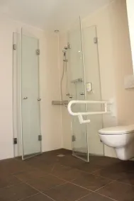 Arena Hotel - Bathroom