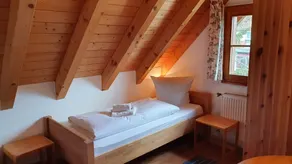 Landgasthof zum Dorfkrug - Room