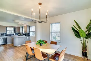 Home w/ Spacious Yard, 3 Mi to Dtwn Des Moines! - Innenbereich