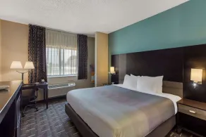 Quality Inn Galesburg near US Highway 34 and I-74 - Room