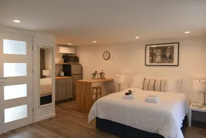 Cape Cod Veranda - Room