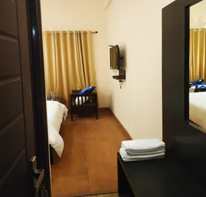 Hotel Vista Bhowali, Nainital - Vegetarian - Room
