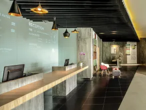Ibis Makassar City Center - Reception