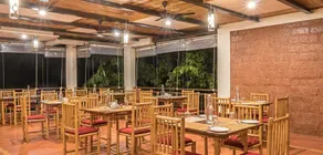 Forest Escapes Koyna - Restaurante