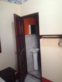 Hostal Brisas y Olas - Bathroom