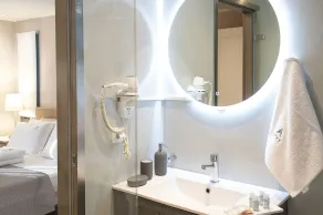 Anny's Residences & Suites - Bathroom