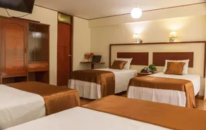 HOTEL AVENIDA - Room