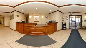 Holiday Inn Express & Suites Plainview by IHG - Hall